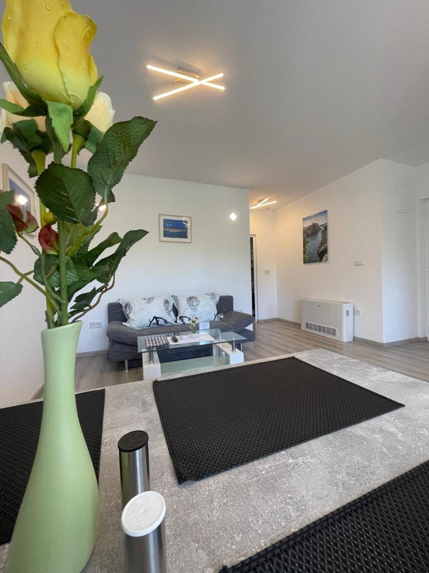 Apartments Villa M&M Бибине Екстериор снимка