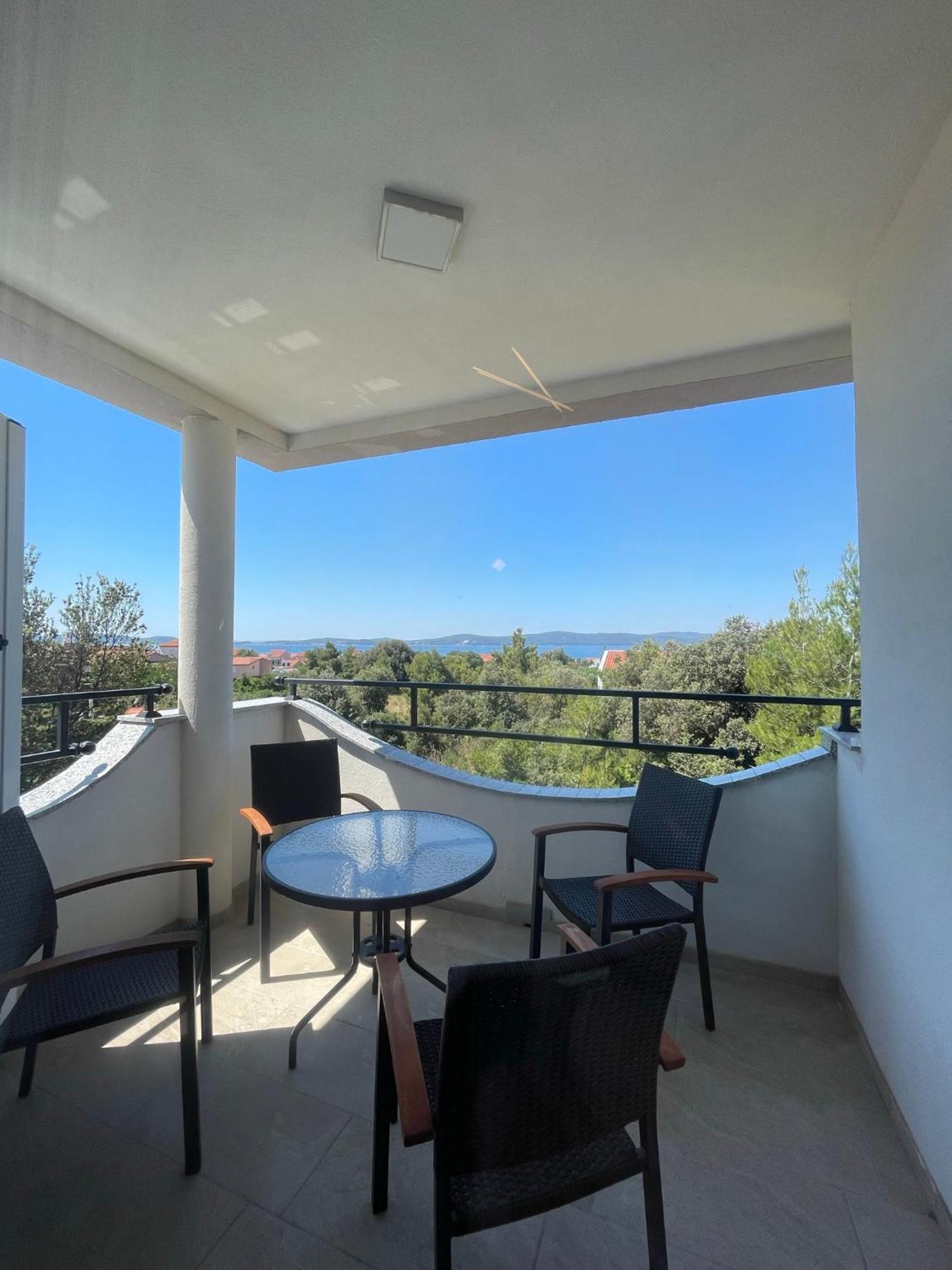 Apartments Villa M&M Бибине Екстериор снимка