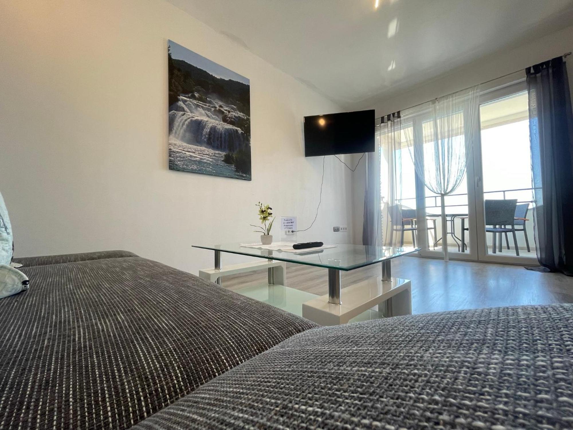 Apartments Villa M&M Бибине Екстериор снимка