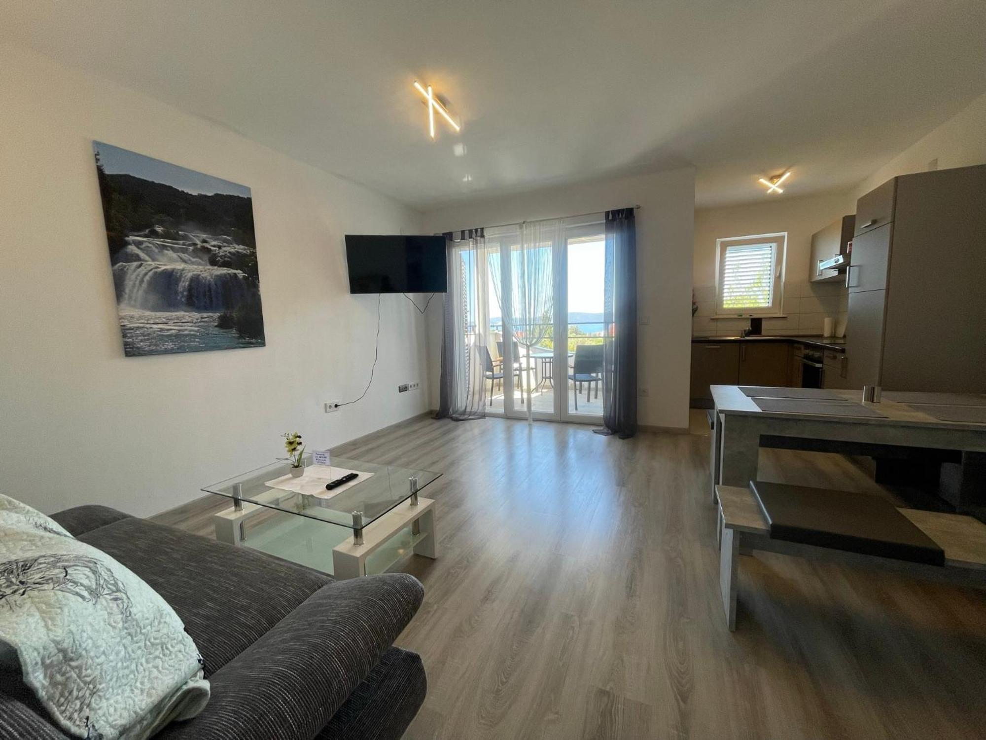 Apartments Villa M&M Бибине Екстериор снимка