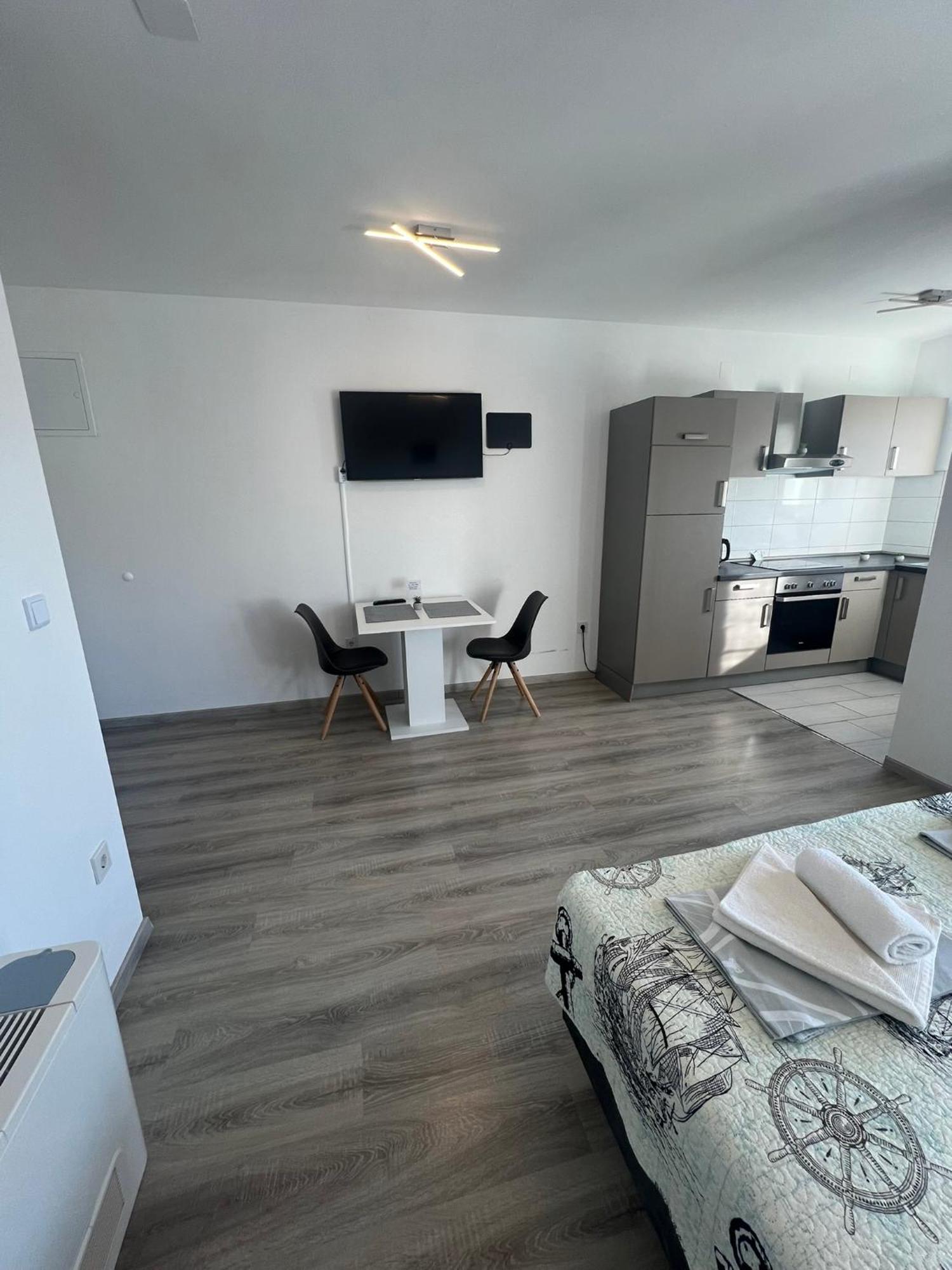 Apartments Villa M&M Бибине Екстериор снимка