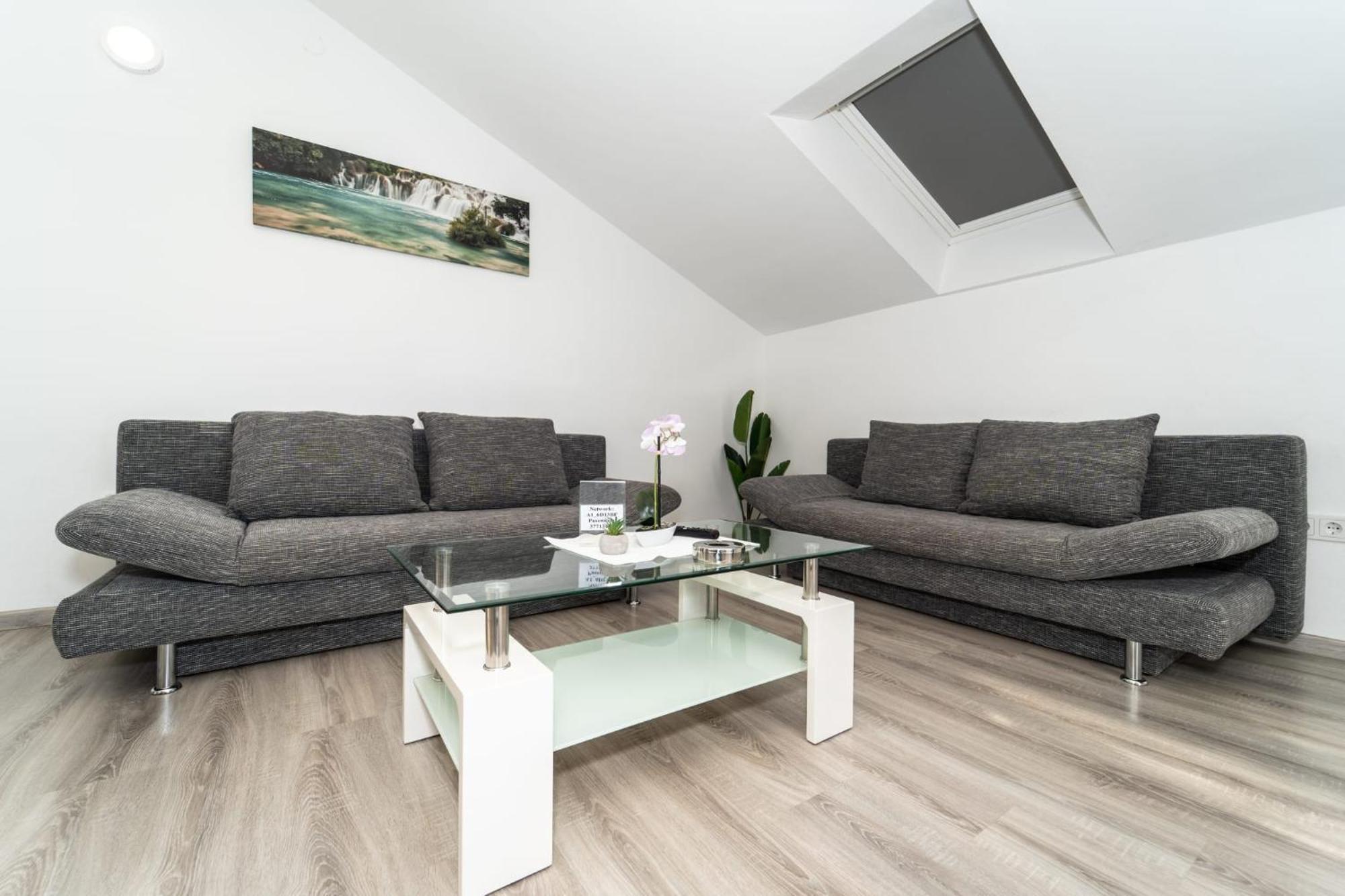 Apartments Villa M&M Бибине Екстериор снимка